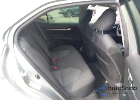 2019 Toyota Camry Le z USA, uszkodzony, nr VIN 4T1B11HK6KU198012